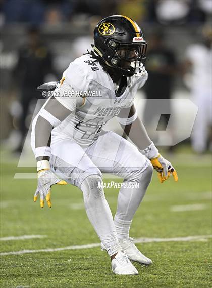 Thumbnail 1 in St. Frances Academy vs. East St. Louis photogallery.