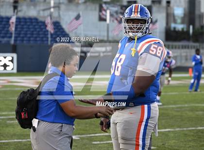 Thumbnail 2 in St. Frances Academy vs. East St. Louis photogallery.