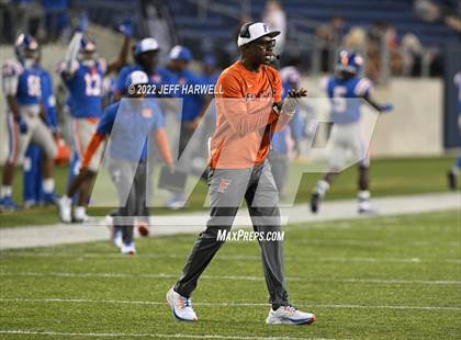 Thumbnail 2 in St. Frances Academy vs. East St. Louis photogallery.