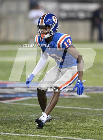 Thumbnail 1 in St. Frances Academy vs. East St. Louis photogallery.