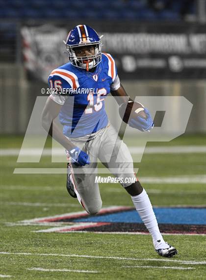 Thumbnail 3 in St. Frances Academy vs. East St. Louis photogallery.