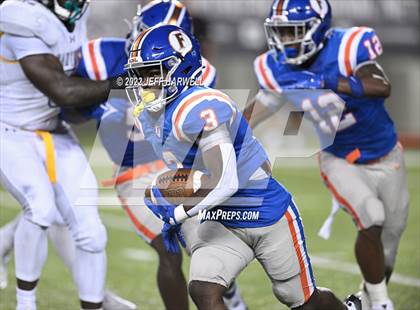 Thumbnail 3 in St. Frances Academy vs. East St. Louis photogallery.