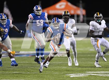 Thumbnail 2 in St. Frances Academy vs. East St. Louis photogallery.