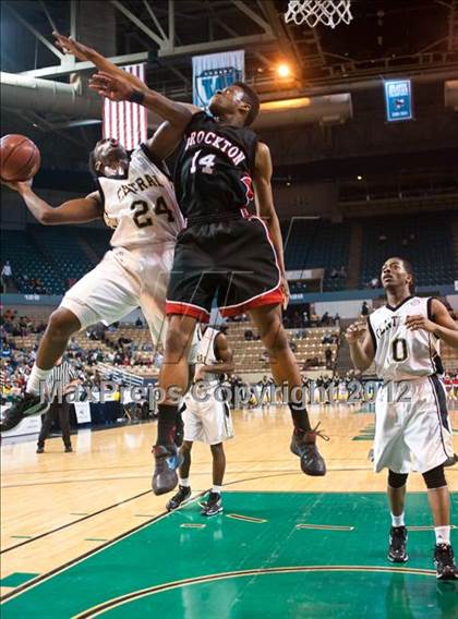 Thumbnail 1 in Central vs. Brockton (MIAA Division 1 Final) photogallery.