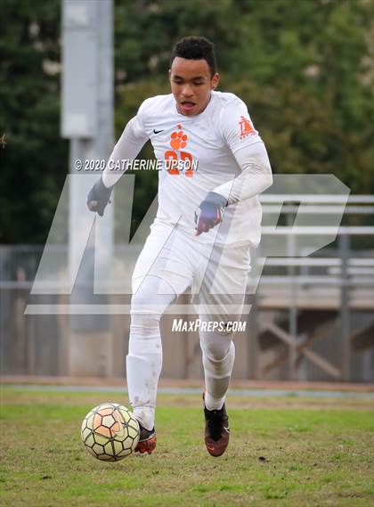 Thumbnail 1 in Poly vs Corona (Norte Vista Varsity Tournament) photogallery.