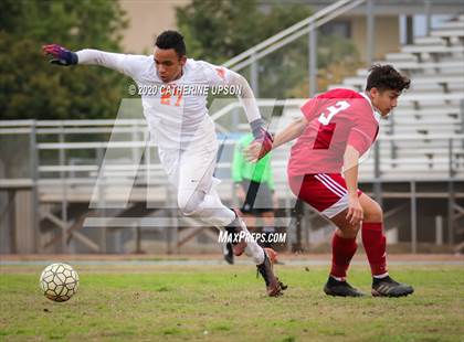 Thumbnail 2 in Poly vs Corona (Norte Vista Varsity Tournament) photogallery.