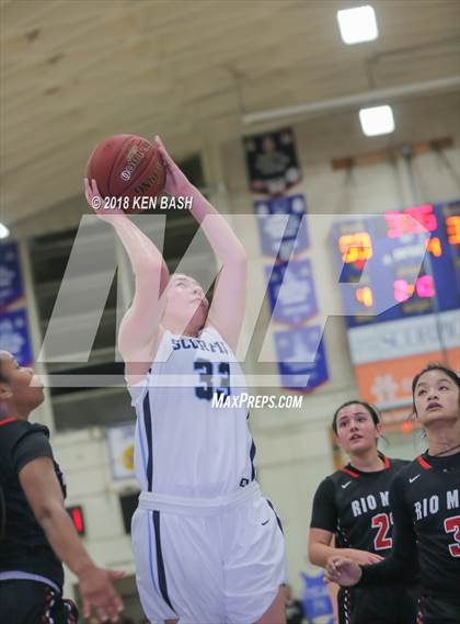 Thumbnail 3 in Rio Mesa @ Camarillo photogallery.