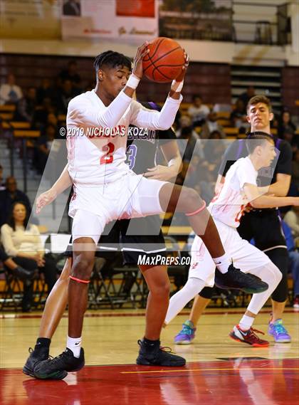 Thumbnail 1 in Colony vs. Valencia (Battle of the Valleys) photogallery.