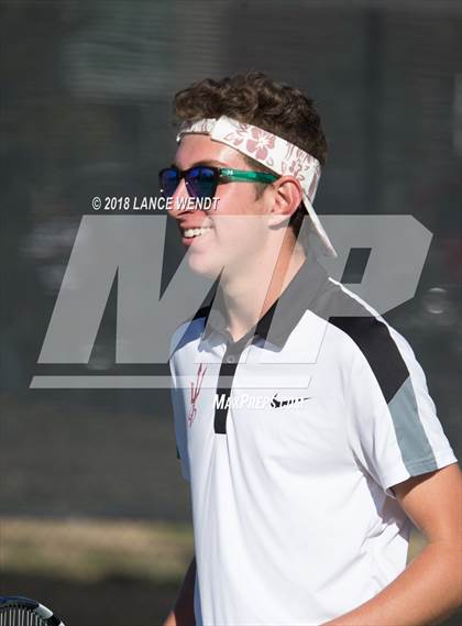 Thumbnail 3 in CHSAA 4A Region 1 Finals photogallery.