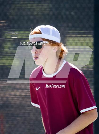 Thumbnail 1 in CHSAA 4A Region 1 Finals photogallery.