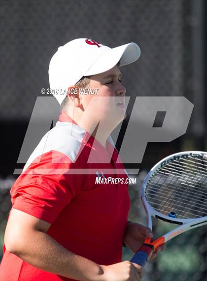 Thumbnail 1 in CHSAA 4A Region 1 Finals photogallery.