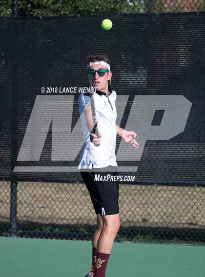 Thumbnail 1 in CHSAA 4A Region 1 Finals photogallery.