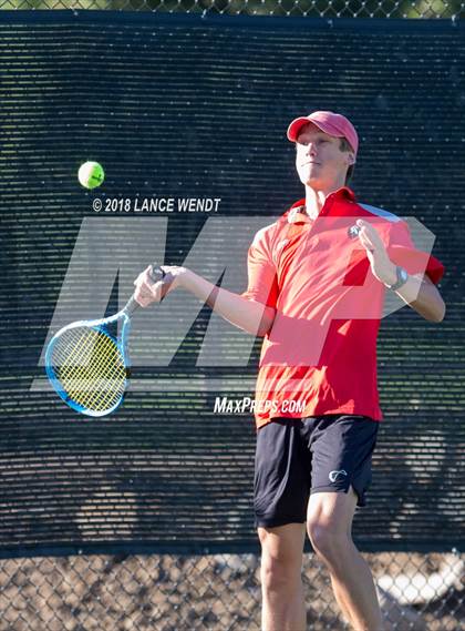 Thumbnail 3 in CHSAA 4A Region 1 Finals photogallery.