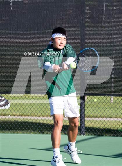 Thumbnail 3 in CHSAA 4A Region 1 Finals photogallery.