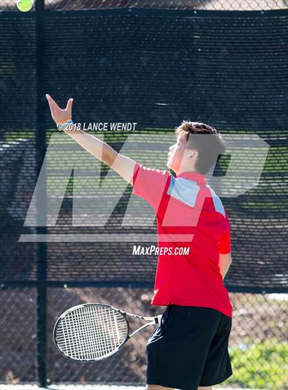 Thumbnail 1 in CHSAA 4A Region 1 Finals photogallery.
