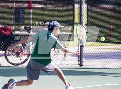 Thumbnail 1 in CHSAA 4A Region 1 Finals photogallery.