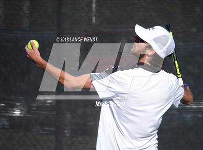 Thumbnail 1 in CHSAA 4A Region 1 Finals photogallery.