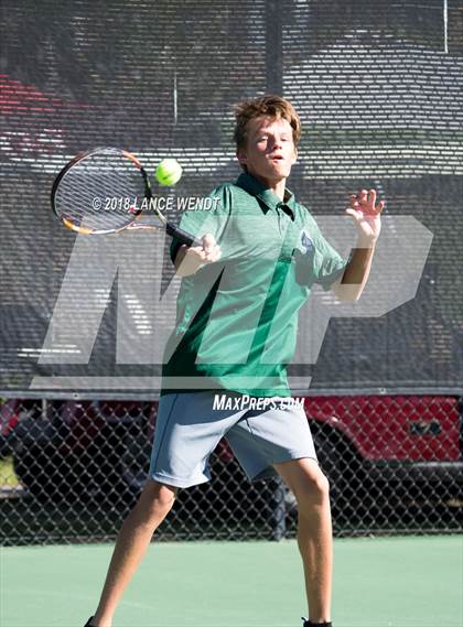 Thumbnail 1 in CHSAA 4A Region 1 Finals photogallery.