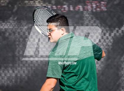 Thumbnail 3 in CHSAA 4A Region 1 Finals photogallery.