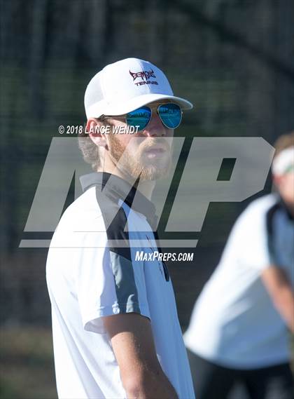 Thumbnail 3 in CHSAA 4A Region 1 Finals photogallery.