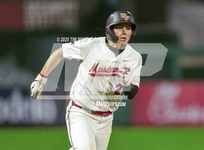 Thumbnail 3 in Marina vs. Rancho Verde photogallery.