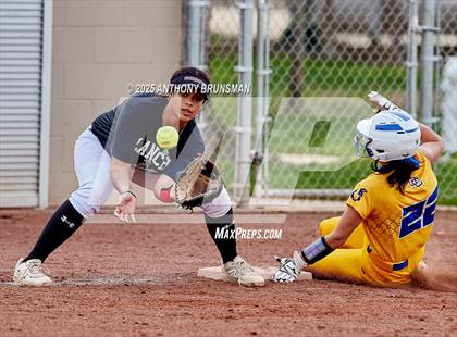 Thumbnail 1 in Del Campo @ Cordova photogallery.