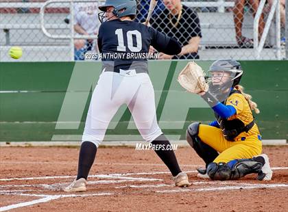 Thumbnail 2 in Del Campo @ Cordova photogallery.