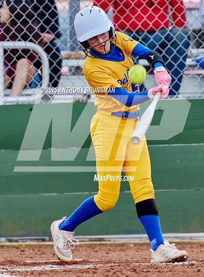 Thumbnail 1 in Del Campo @ Cordova photogallery.