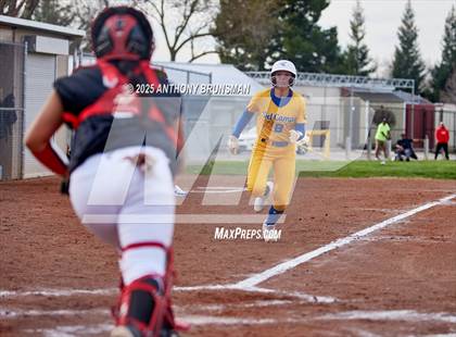 Thumbnail 2 in Del Campo @ Cordova photogallery.