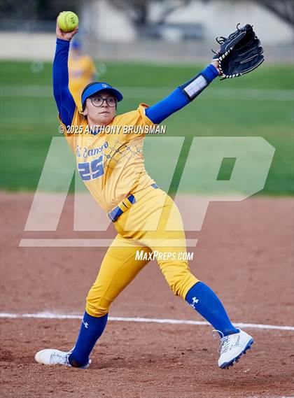 Thumbnail 3 in Del Campo @ Cordova photogallery.
