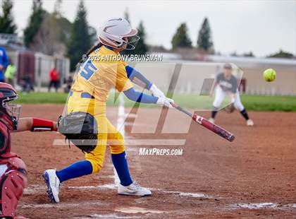 Thumbnail 1 in Del Campo @ Cordova photogallery.