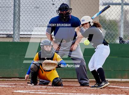 Thumbnail 2 in Del Campo @ Cordova photogallery.