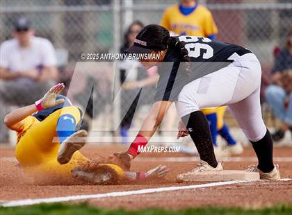 Thumbnail 1 in Del Campo @ Cordova photogallery.