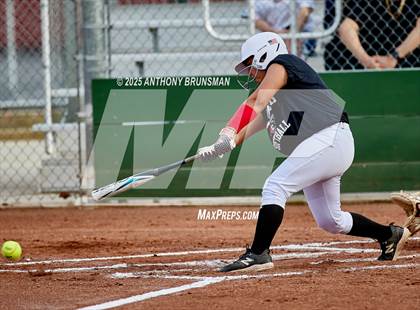 Thumbnail 1 in Del Campo @ Cordova photogallery.