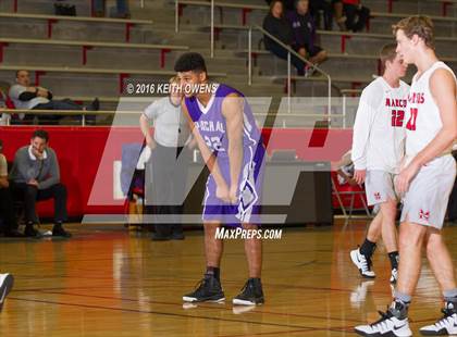 Thumbnail 1 in Paschal @ Marcus photogallery.