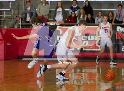 Thumbnail 2 in Paschal @ Marcus photogallery.