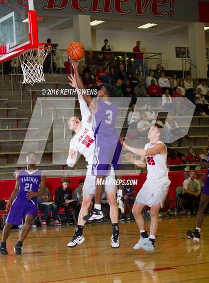 Thumbnail 2 in Paschal @ Marcus photogallery.