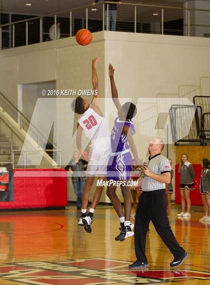 Thumbnail 1 in Paschal @ Marcus photogallery.