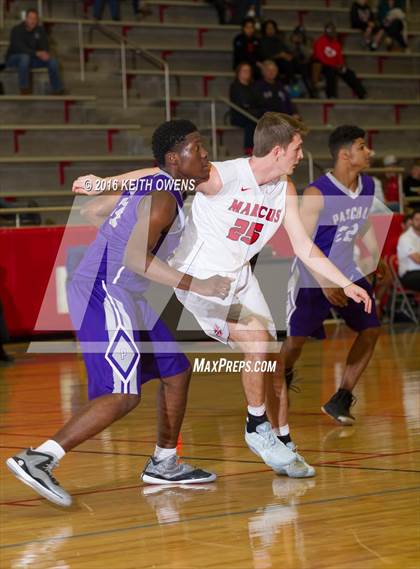 Thumbnail 3 in Paschal @ Marcus photogallery.