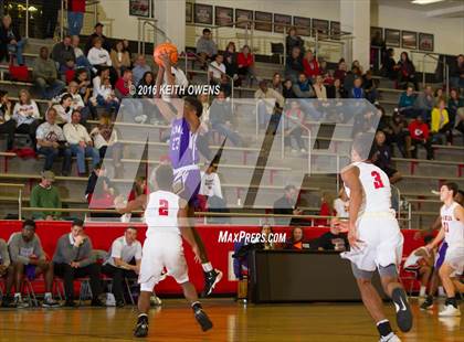 Thumbnail 1 in Paschal @ Marcus photogallery.