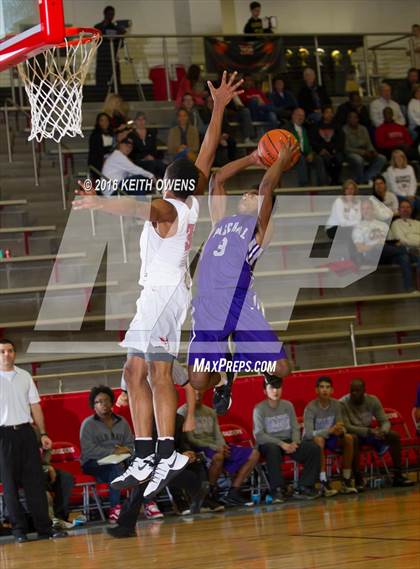 Thumbnail 1 in Paschal @ Marcus photogallery.