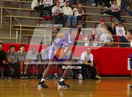 Thumbnail 2 in Paschal @ Marcus photogallery.
