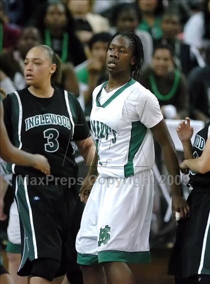 Thumbnail 1 in Inglewood vs. St. Mary's (CIF State D3 Final) photogallery.