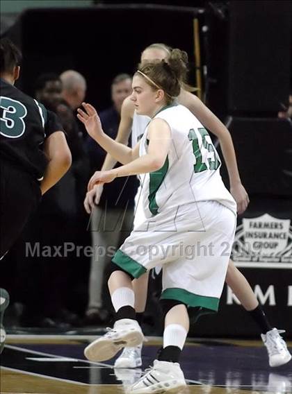 Thumbnail 2 in Inglewood vs. St. Mary's (CIF State D3 Final) photogallery.