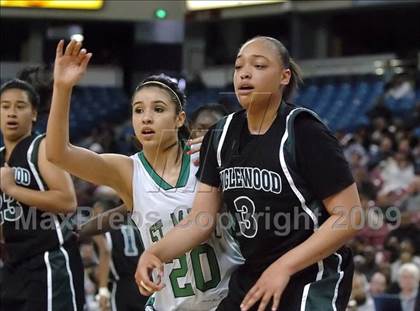 Thumbnail 3 in Inglewood vs. St. Mary's (CIF State D3 Final) photogallery.