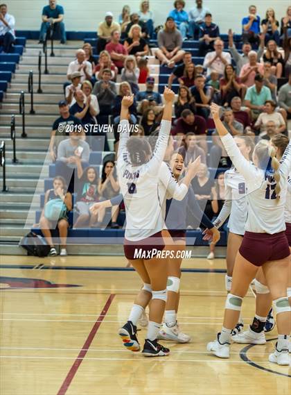 Thumbnail 2 in Desert Vista vs Perry photogallery.