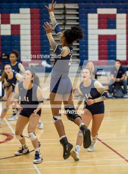 Thumbnail 3 in Desert Vista vs Perry photogallery.
