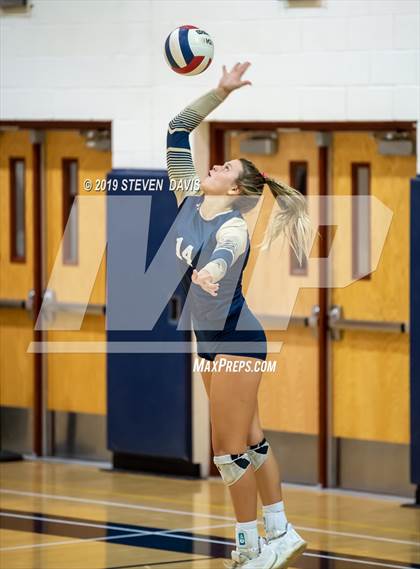 Thumbnail 3 in Desert Vista vs Perry photogallery.