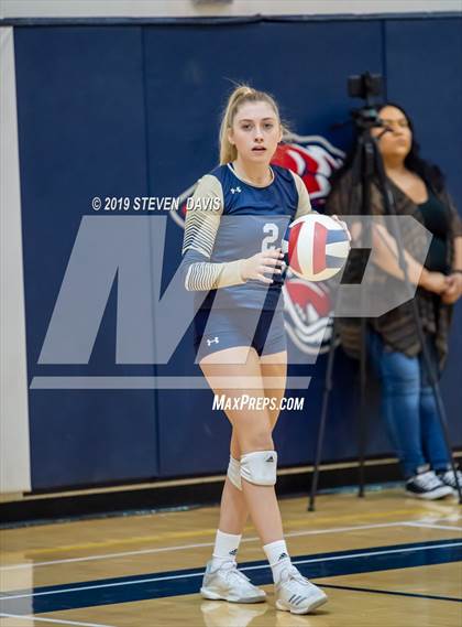 Thumbnail 3 in Desert Vista vs Perry photogallery.