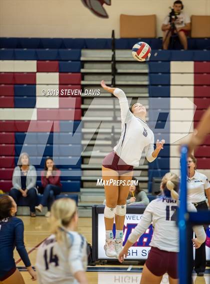 Thumbnail 3 in Desert Vista vs Perry photogallery.